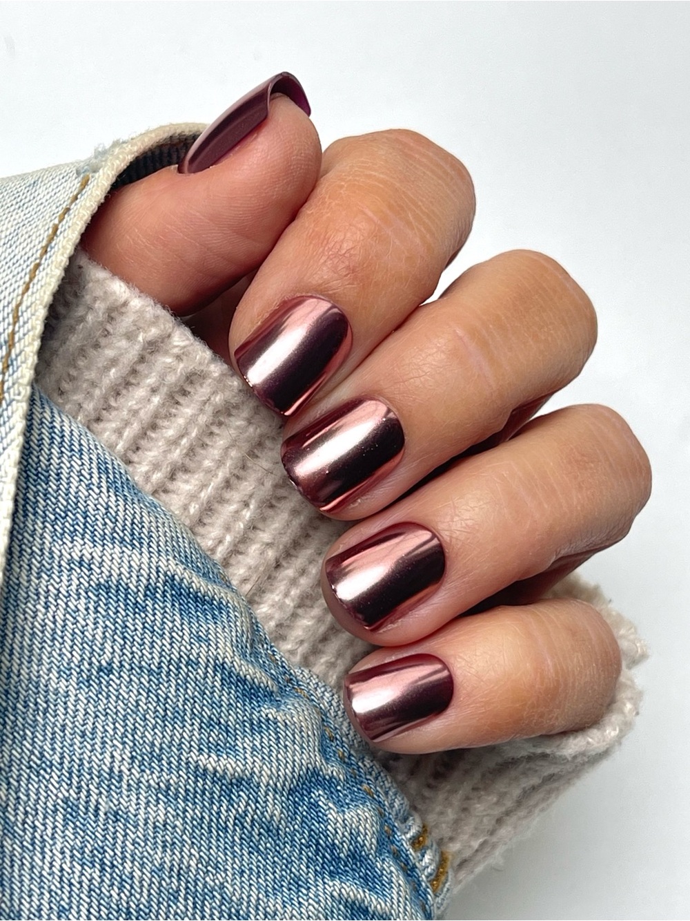 Red Aspen Chrome Rose Gold Short Square Press-On Nails